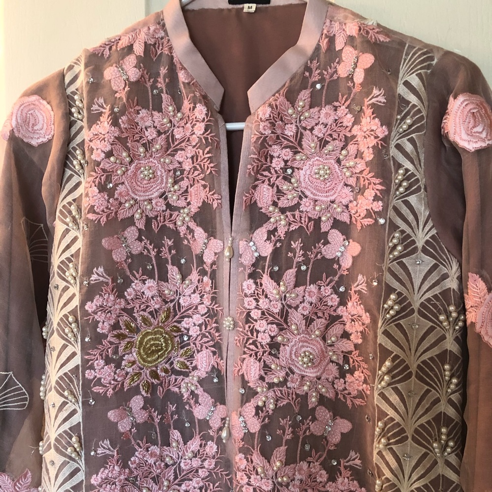 Agha Noor shirt